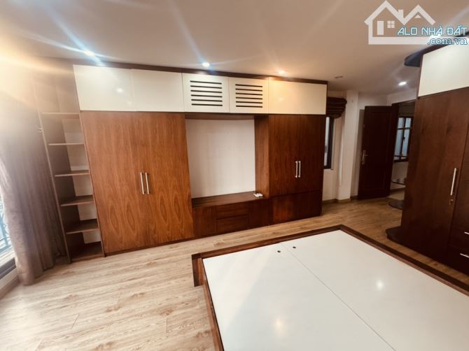 BÁN NHÀ RIÊNG 37M2 7TẦNG NGHI TÀM YÊN PHỤ TÂY HỒ - 1