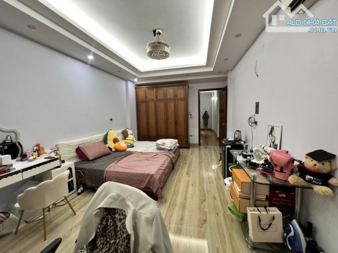 Bán mặt phố Ngũ Xã Ba Đình Diện tích 50 m2 4 tầng mt 3m6 Giá 25,5 tỷ lh Huyền 7X - 1