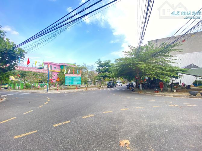 Bán Nhà sân vườn View Công Viên, Đường 7,5m, Khu Phần Lăng, Đà Nẵng, Giá RẺ 2025 - 1