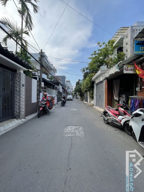 🔥LÔ ĐẤT SIÊU PHẨM - KIỆT Ô TÔ ĐẬU ĐỖ SÁT ĐƯỜNG NGUYỄN VĂN THOẠI - 1