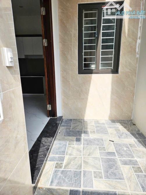 NHÀ MỚI ĐẠI CÁT - 34M² - NGÕ NÔNG - 10M RA Ô TÔ - 5 TẦNG - MẶT TIỀN 5.5M - GIÁ 4.55 TỶ - 1