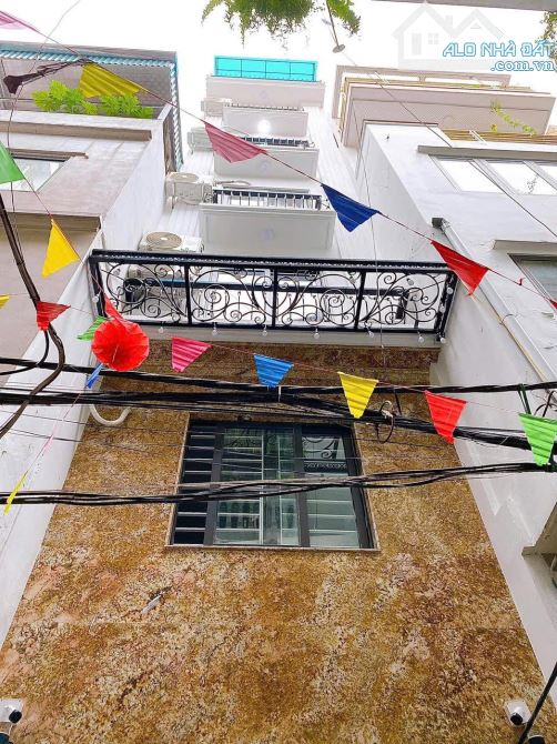 Bán nhà ngõ 40 Phan Đình Giót, Diện tích 59m x 7 tầng, mặt tiền 3.2m, giá 16.8 tỷ - 1
