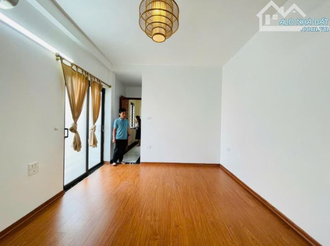 NGÕ GỐC ĐỀ - HOÀNG MAI CHÍNH CHỦ CẦN BÁN NHÀ Ô TÔ ĐỖ SÁT NHÀ 5 TẦNG GIÁ 6.9 TỶ - 1