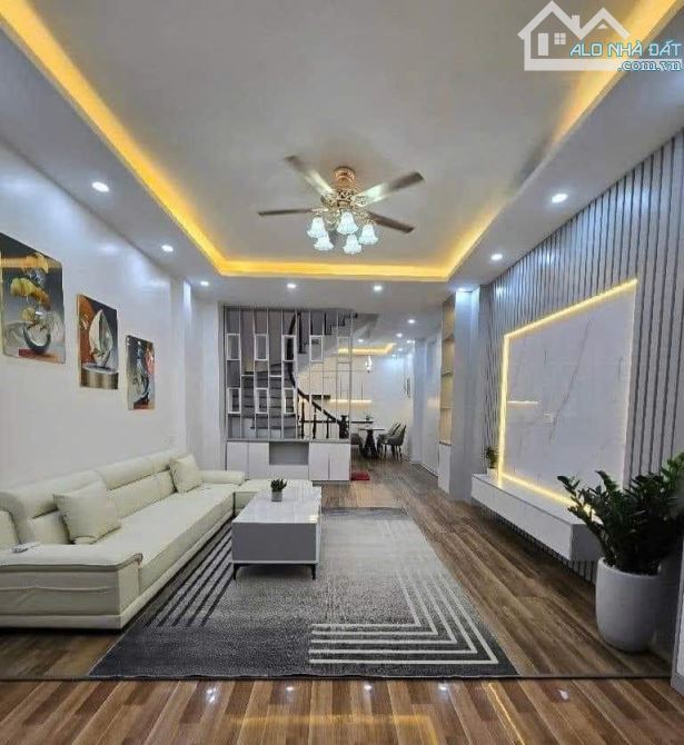 Bán gấp Liên Mạc chỉ 4,55 tỷ, 36,2m2 -5T-4PN, ngõ thoáng, sát phố. - 1