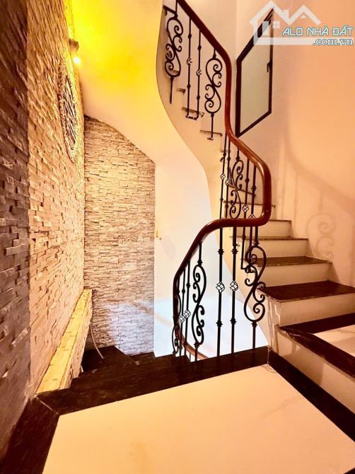 Siêu Hiếm! Nhà Hồng Hà-Q.Hoàn Kiếm, 30m²x4 Tầng, Giá Chỉ 7,35 Tỷ - 1