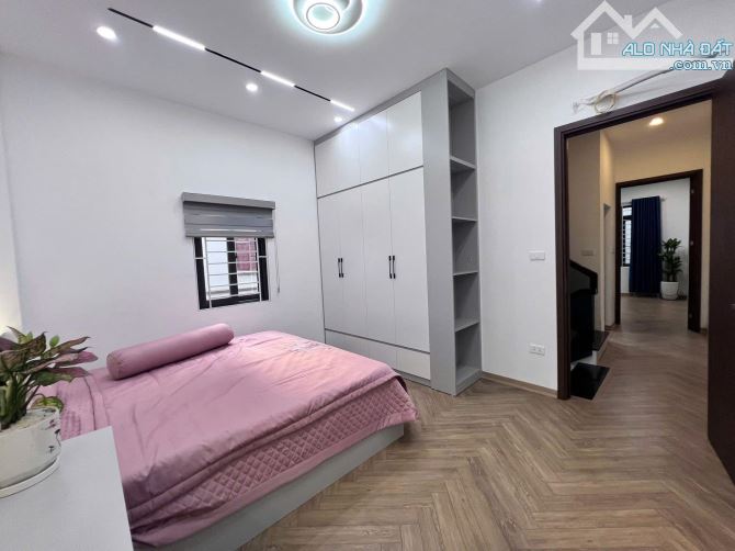BÁN NHÀ LÊ TRỌNG TẤN - THANH XUÂN - NGÕ Ô TÔ - 10M RA Ô TÔ TRÁNH - FULL NỘI THẤT - NHÀ ĐẸP - 1