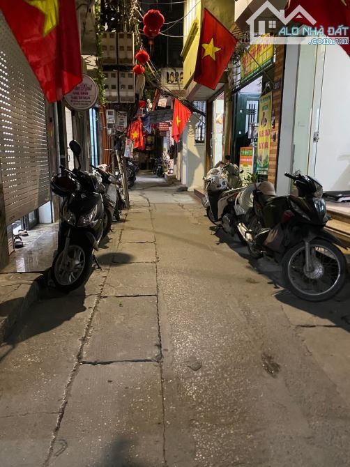 Hàng ngon Kim Mã 40m2, nhà đẹp, mặt ngõ KD sầm uất, lô góc, MT rộng 4.8m - 1