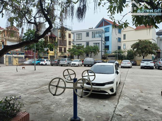 Duy nhất 1 căn 4,35 tỷ - 35m2 - 5T, ngõ nông sát phố Liên Mạc ỏ ngay. - 1