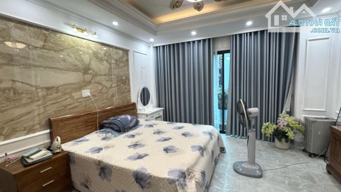 PHÂN LÔ Trần Vỹ nhà đẹp 51m2*5T, mt 4m kinh doanh, ngõ thông ô tô, 2 thoáng 15.7 tỷ - 1
