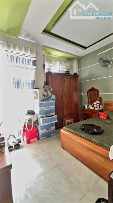 Bán nhà Lê Văn Quới 4 tầng đúc 53m2, hẻm xe hơi 8m thông, sổ nở hậu giá 6,3 tỷ. - 1