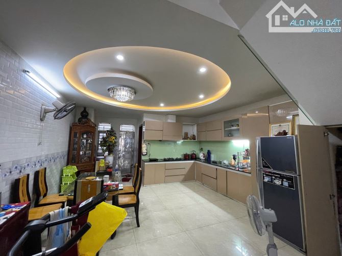 Bán nhà 3 tầng 3 mê kiên cố vô ở liền đường 7m5 An Hoà- Khuê Trung- Cẩm Lệ - 1