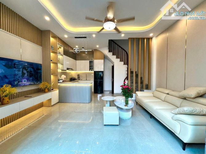 NHÀ TRẦN PHÚ HOÀNG MAI_GẦN ÔTÔ,FULL NỘI THẤT ĐẸP LONG LANH_SỊN - 1