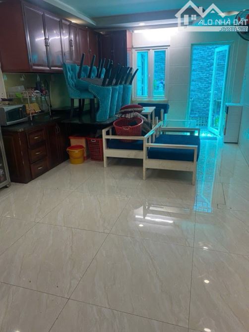 Giảm sâu 1,4 tỷ! Chợ An Nhơn - MT kinh doanh 12m - 4x18m - 5 tầng - 1
