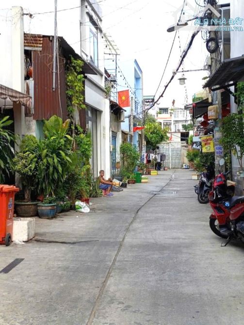 Bán Nhà Bình Tân, Ngay Chợ Da Sà, Khu Tên Lửa, 2 tầng đúc BTCT, 40m2, chỉ 3 tỉ nhỉnh - 1