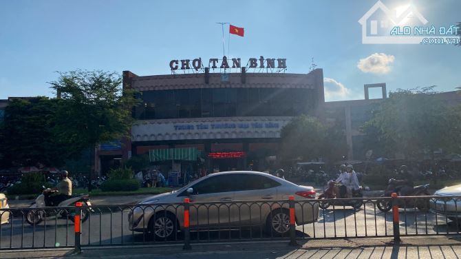 Bán nhà mặt đường Lê Minh Xuân phường 7 gần ngay chợ Tân Bình (75m2) 21 tỷ - 12