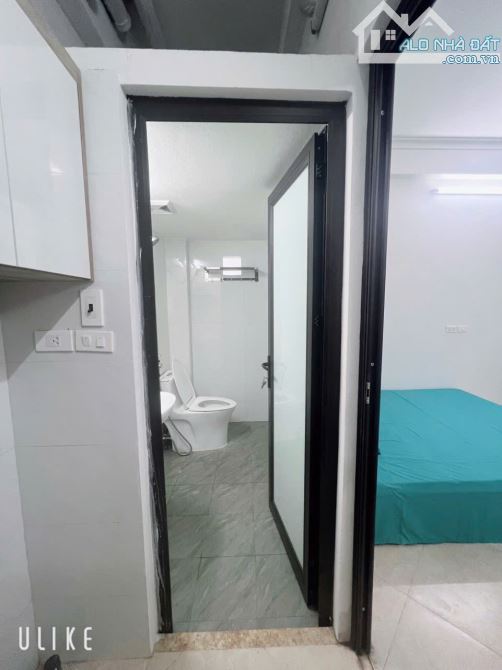Cho Thuê CCMN 43 Trung Kính Cầu Giấy 25m2 Studio Cửa Sổ Giếng Giời Bếp Riêng Thang Máy - 13