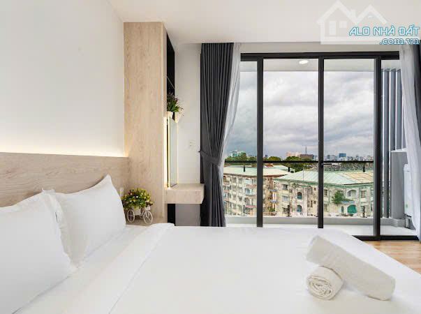 CĂN HỘ STUDIO BAN CÔNG VIEW THÀNH PHỐ SIÊU XỊN TẠI Q10 Kế đường Cách mạng tháng 8 - 18
