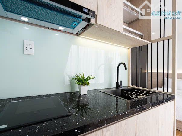 CĂN HỘ STUDIO BAN CÔNG VIEW THÀNH PHỐ SIÊU XỊN TẠI Q10 Kế đường Cách mạng tháng 8 - 19