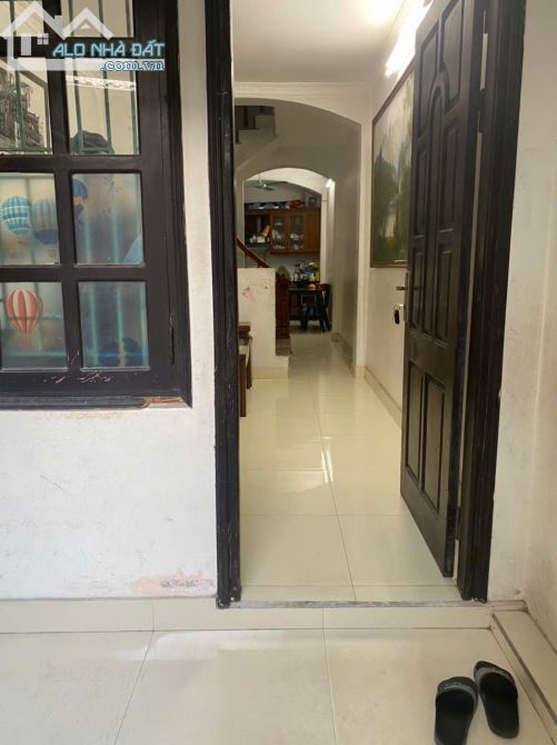 CHÍNH CHỦ CẦN BÁN NHÀ 4 TẦNG ĐẸP KHU TẬP THỂ ĐK, YÊN VIÊN, GIA LÂM - GIÁ: 4TỶ - DT: 38M2 - 2