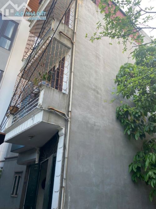 CHÍNH CHỦ CẦN BÁN NHÀ 4 TẦNG ĐẸP KHU TẬP THỂ ĐK, YÊN VIÊN, GIA LÂM - GIÁ: 4TỶ - DT: 38M2 - 4