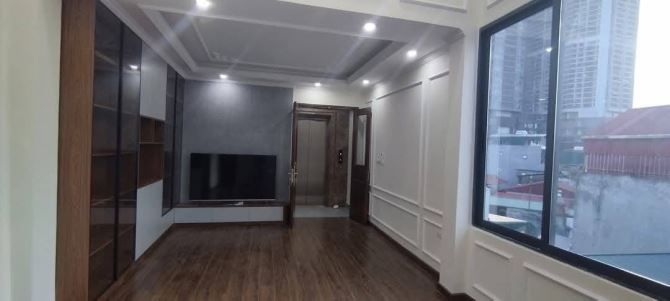 Cực Phẩm quận Cầu Giấy cần bán 45m 7 tầng thang máy mt 4m  ô tô vào nhà - 2