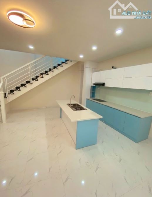 Bán nhà Q6 Đặng Nguyên Cẩn ngang 10m hoàn công đủ chỉ 5,x tỷ nhỏ - 2