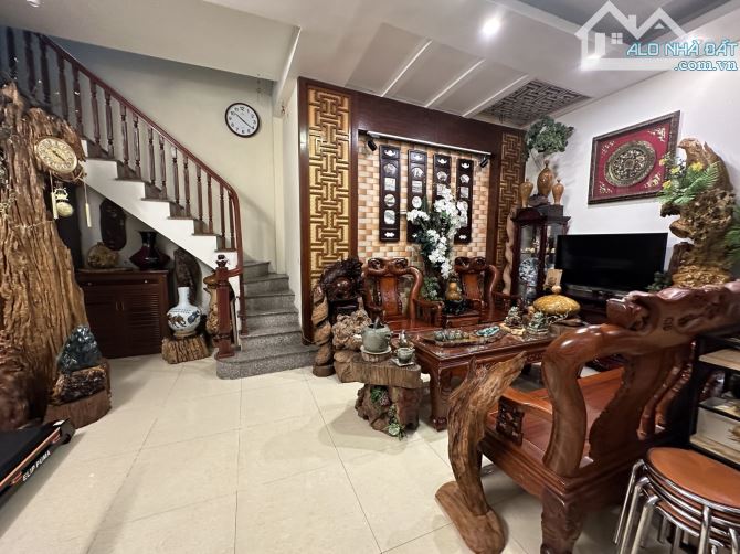 Bán nhà Vũ Trọng Phụng – phố Vip ô tô đỗ gần nhà, DT 115m2 chỉ 18 tỷ - 2
