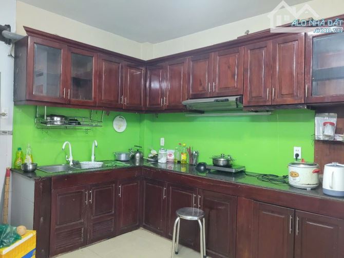 NHÀ Ở 3 ĐỜI ADV, QUẬN 6 - 3 TẦNG - GẦN 60M2- 4PN- NHỈNH 5 RẺ ƠI LÀ RẺ - 2