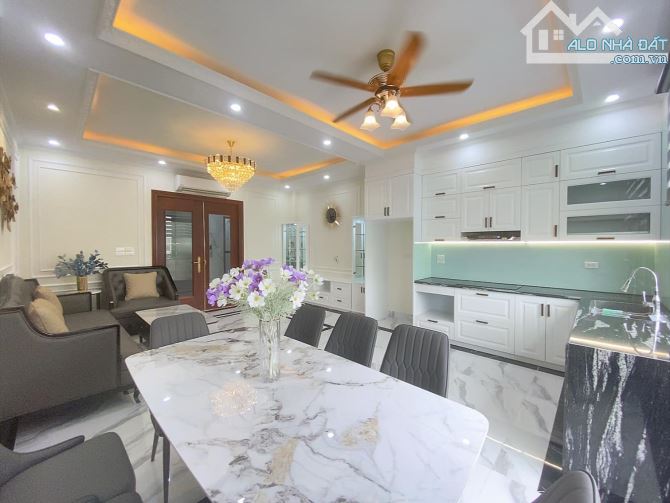 Phân Lô Đẹp 2 Ô Tô Tránh Hoàng Quốc Việt Nhà Mới 7 Tầng Thang Máy Ở Kinh doanh - 2
