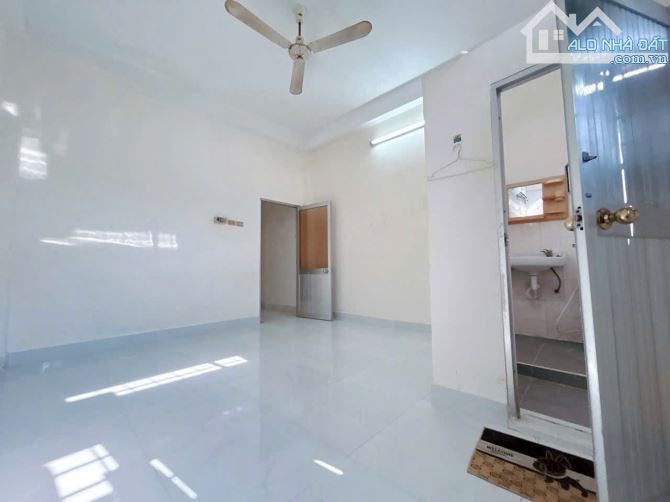 Cho thuê nhà 1T 2L gần chợ Biên Hoà, phường Quang Vinh giá 7 tr/ tháng - 2