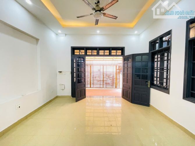 Bán nhà đàm quang trung 110m² , mt 6,2m nhà 3 tầng ôtô tránh giá chào 15,9 tỷ . - 2