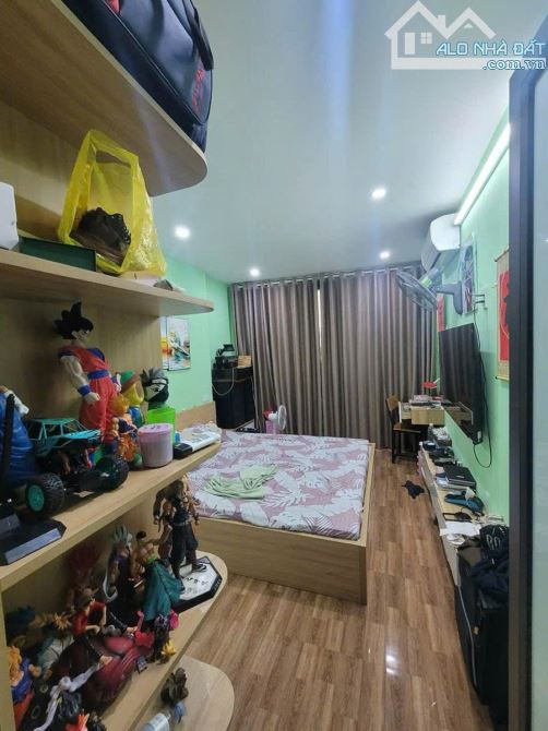 Nhà phố Yên Phúc HĐ 30mx 3T, ô tô đỗ cửa, kinh doanh nhộn nhịp giá 5 tỷ. - 2