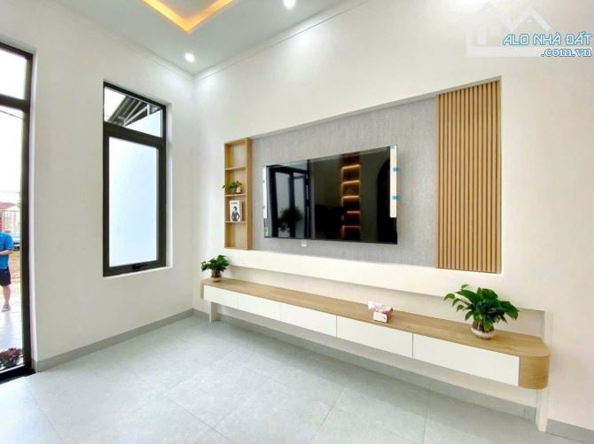 Nhà xinh hẻm 108 Ynue - Phường Eatam - Ra ngã 6 Buôn Ma Thuột 2,7km - 2