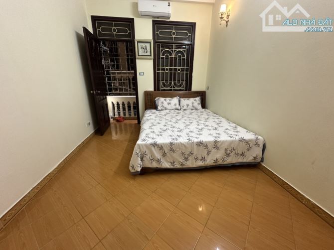 Bán nhà Minh Khai – 23m² 4 tầng – gần Ôtô tránh 50m – giá nhỉnh 5 tỷ - 2