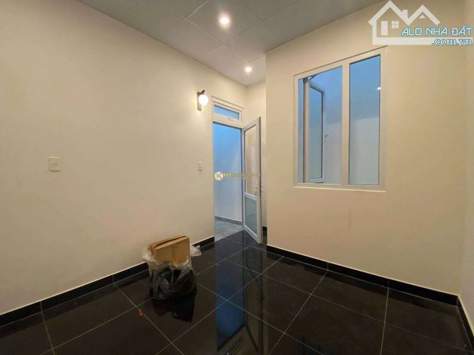 Nhà 3 Tầng Hoàng Diệu, 6,4 Tỷ, cách trung tâm 2 KM - 2