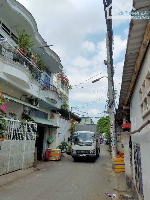 Bán nhà HXT Bến Lội, gần Hương Lộ 2, Bình Tân, 48m² - 4x12 - 2 tầng, chỉ hơn 2 tỷ - 2