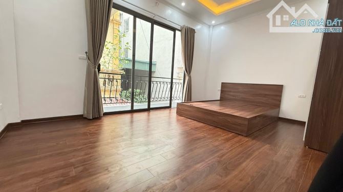 Bán nhà 5 tầng đẹp – Mặt ngõ Phú Diễn – 42m² – Giá nhỉnh 8 tỷ - 2