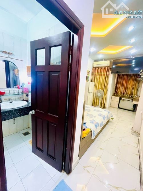 Bán Nhà Đường Trần Bình Trọng, Ngay TT Quận 5 – 5 Tầng – 38m² – Hẻm 4m – Chỉ 7.6 Tỷ - 2