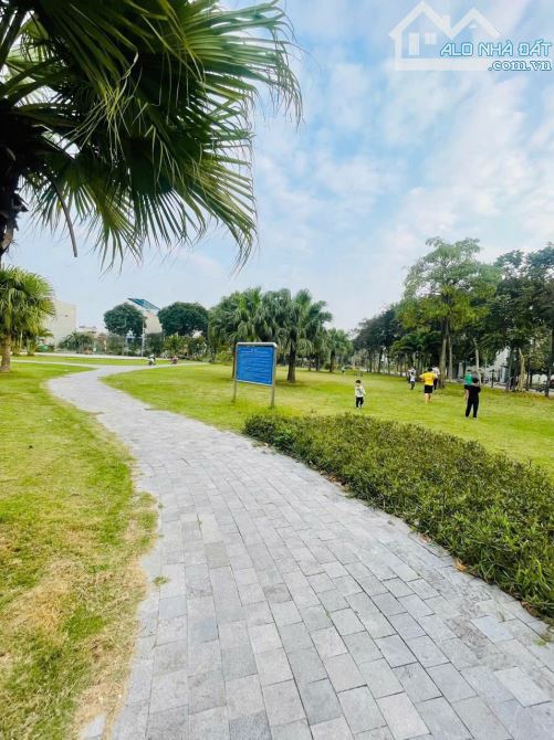Bán nhà liền kề Lê Quang Đạo, ô tô, kinh doanh, đầu tư, dòng tiền, 120m - 2