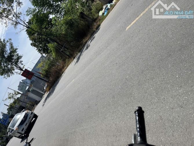 GIÁ CHÍNH XÁC 430TR SHR ĐƯỜNG MT NHỰA OTO 210M2 SÁT KCN - 2