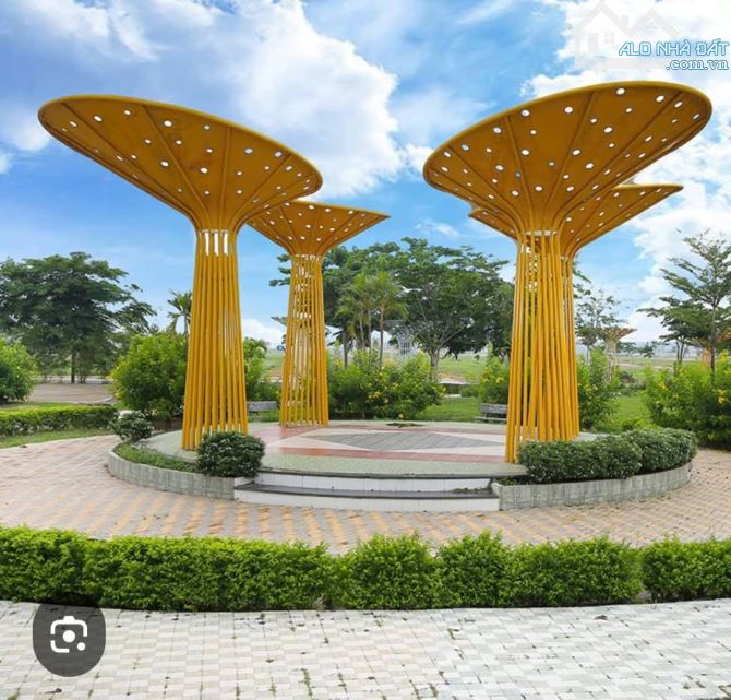 Kẹt tiền bán gấp lô đất ngay đường NC, sau tòa nhà TTHC, 600triệu - 75m2 - sổ sẵn - 2