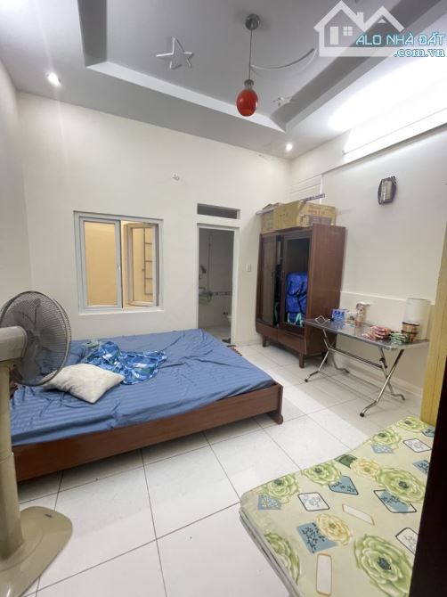 Nhà mới Thạnh Lộc 22, Q12. DT 70m2. 2 tầng. Ngang 4m, dài 18m. Giá 5.2 tỷ TL. - 2
