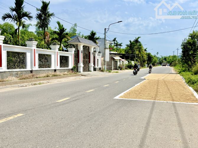 💥📍 SIÊU PHẨM MẶT TIỀN ĐƯỜNG NHỰA NHƯNG GIÁ 770 TRIỆU❌❌ - 2