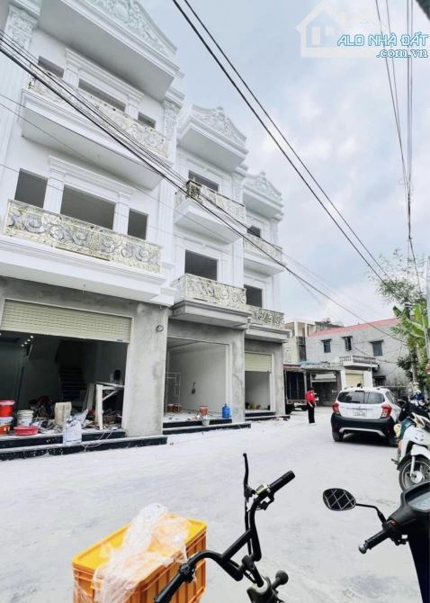 🌈🌈🌈Bán nhà 3 tầng độc lập sân 62m2 ô tô đỗ cửa tại tổ 6 trung tâm quận An Dương - 2