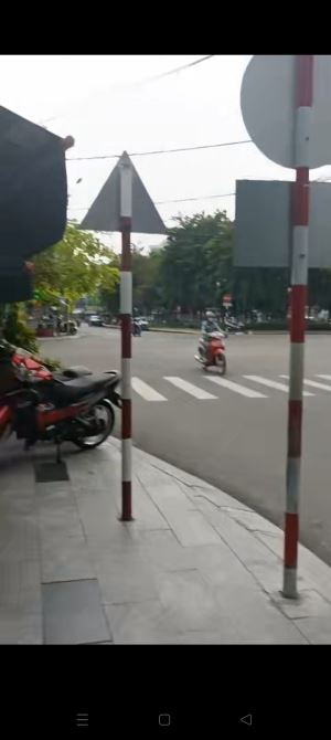 Bán nhà mặt tiền lô góc Ỷ Lan phổ biến Quy Nhơn - 2