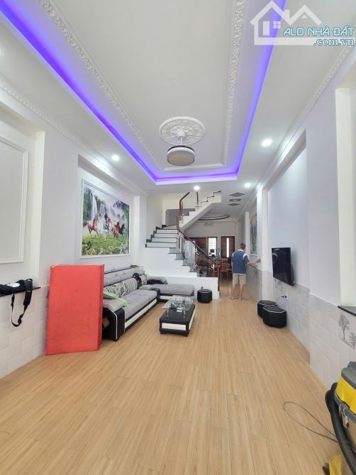 nhà 1 trệt 2 lầu 71.2m2 4ty750 TL, KDC ngay Trung Tâm Y Tế Dĩ An 500m, p.Tân Đông Hiệp - 2