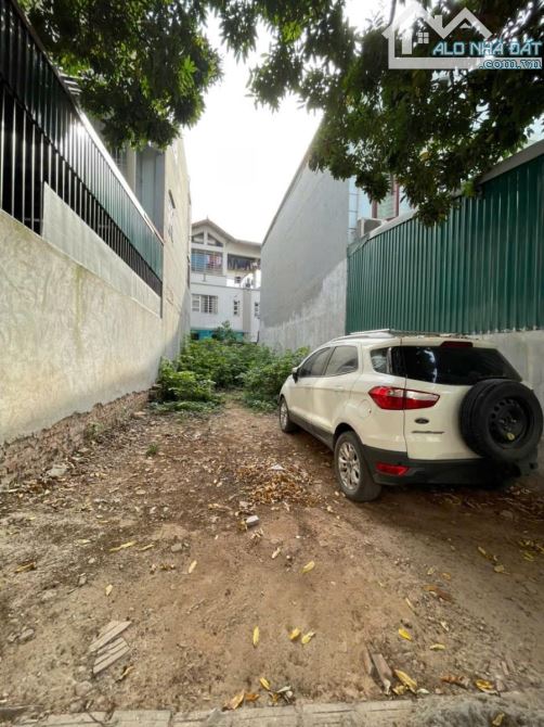 BÁN ĐẤT PHỐ NGỌC THỤY LONG BIÊN 10.5 TỶ 100M MT 5M Ô TÔ VÀO NGÕ THÔNG KINH DOANH. - 2