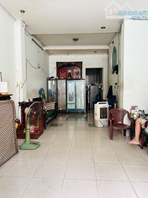 BÁN NHÀ 2 TẦNG, 100m2, NGANG 8m , HẺM XE HƠI NGAY BÌNH TRỊ ĐÔNG BÌNH TÂN. - 2