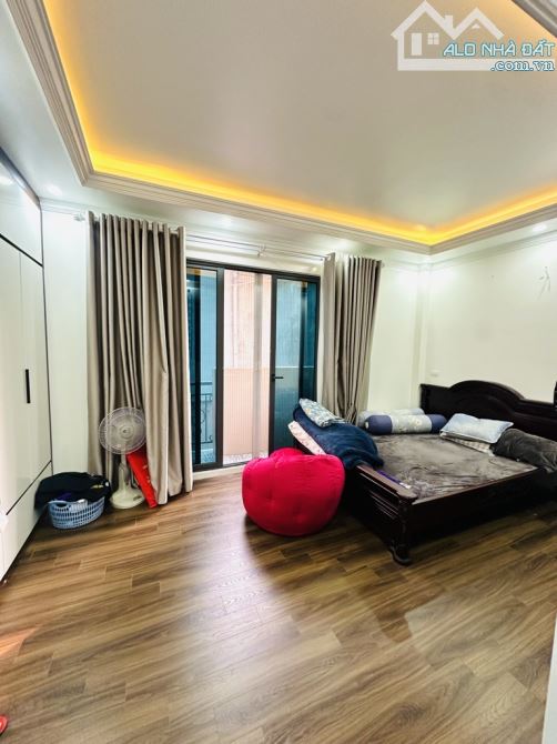 Bán nhà Tân Mai, cực gần phố, gần ô tô, full nội thất, giá hơn 8 tỷ - 2