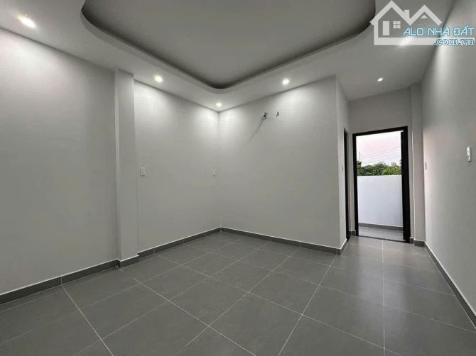 Siêu phẩm, nhà lầu xây mới sổ riêng thổ cư 100% ngay Bệnh Viện Da Liễu, giáp Trảng Dài - 2